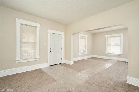 85 Mount View Avenue Akron OH 44303