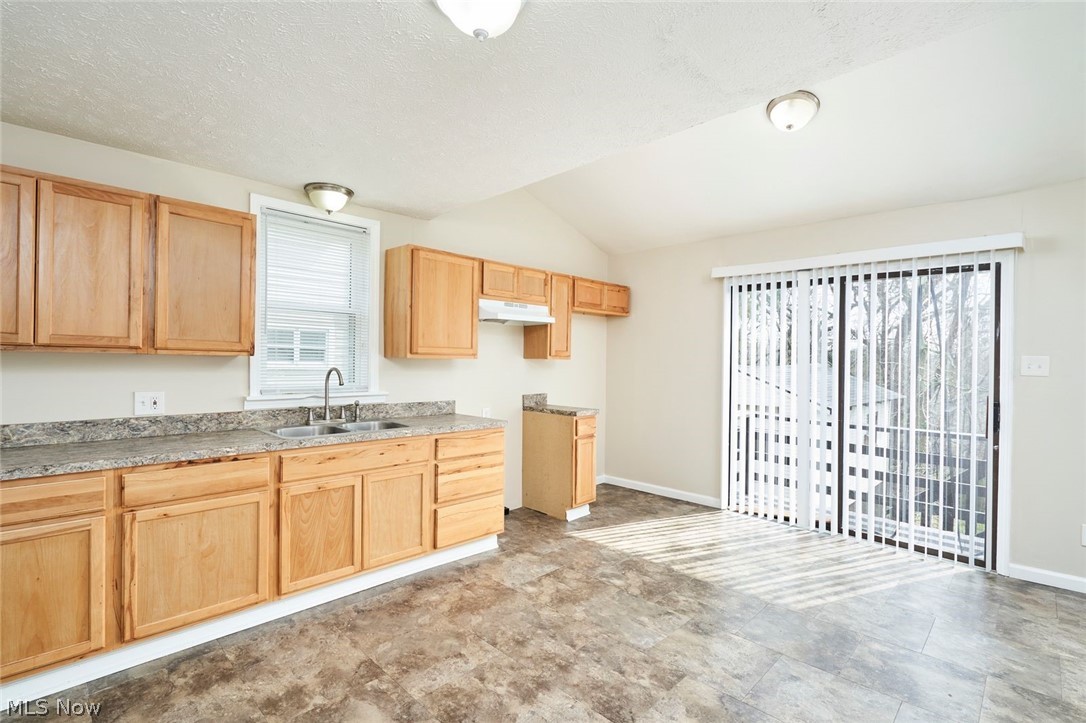 85 Mount View Avenue Akron OH 44303