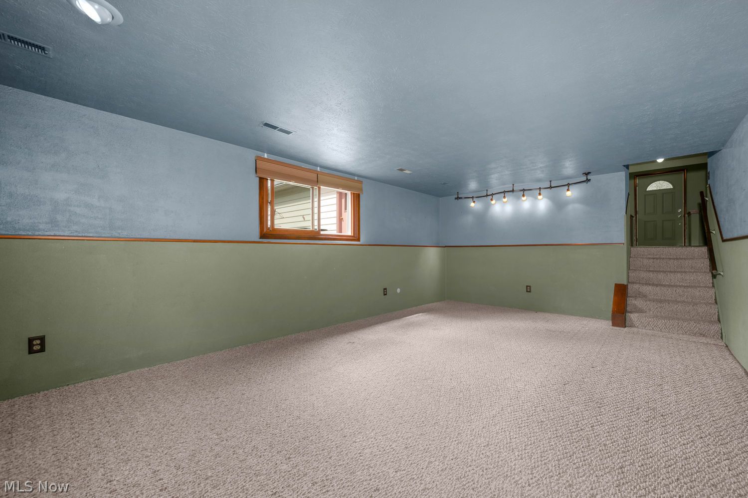 16825 Walnut Creek Drive Strongsville OH 44149