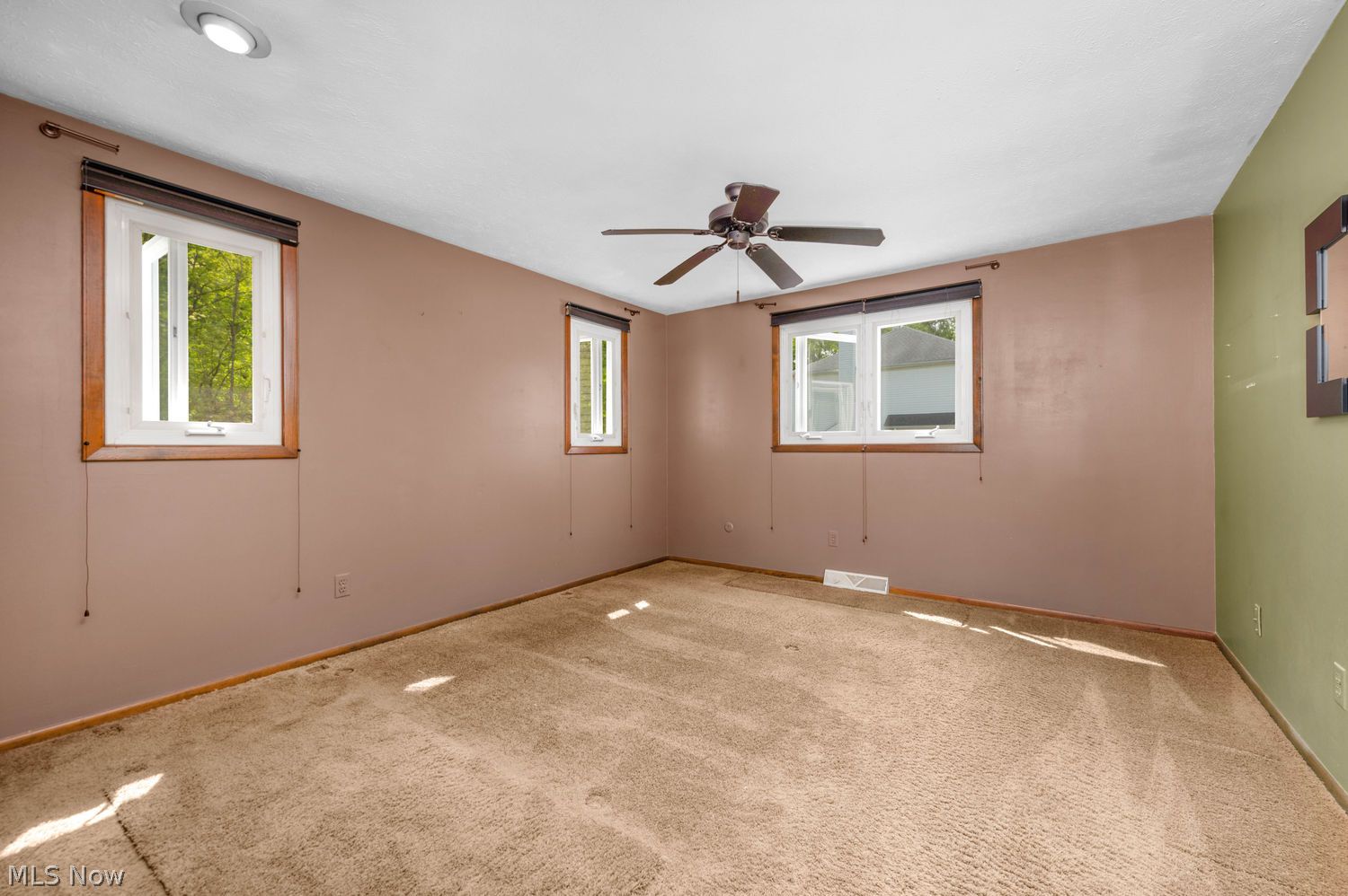 16825 Walnut Creek Drive Strongsville OH 44149