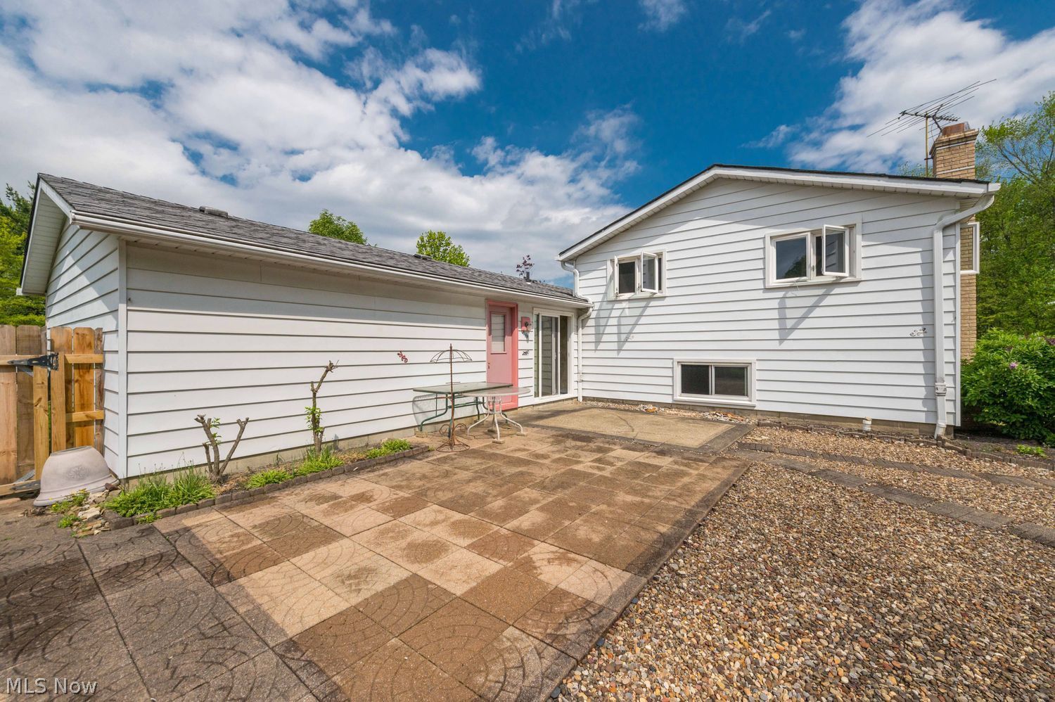 16825 Walnut Creek Drive Strongsville OH 44149