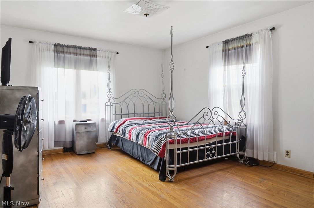 695 Moore Avenue Campbell OH 44405