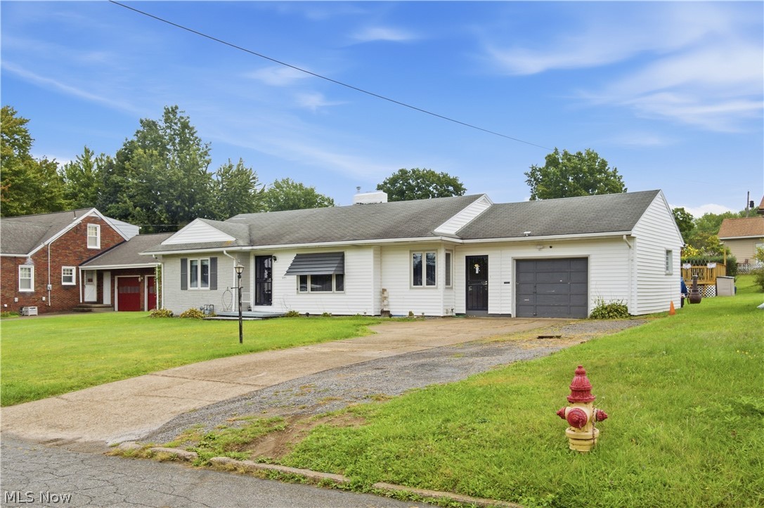 695 Moore Avenue Campbell OH 44405
