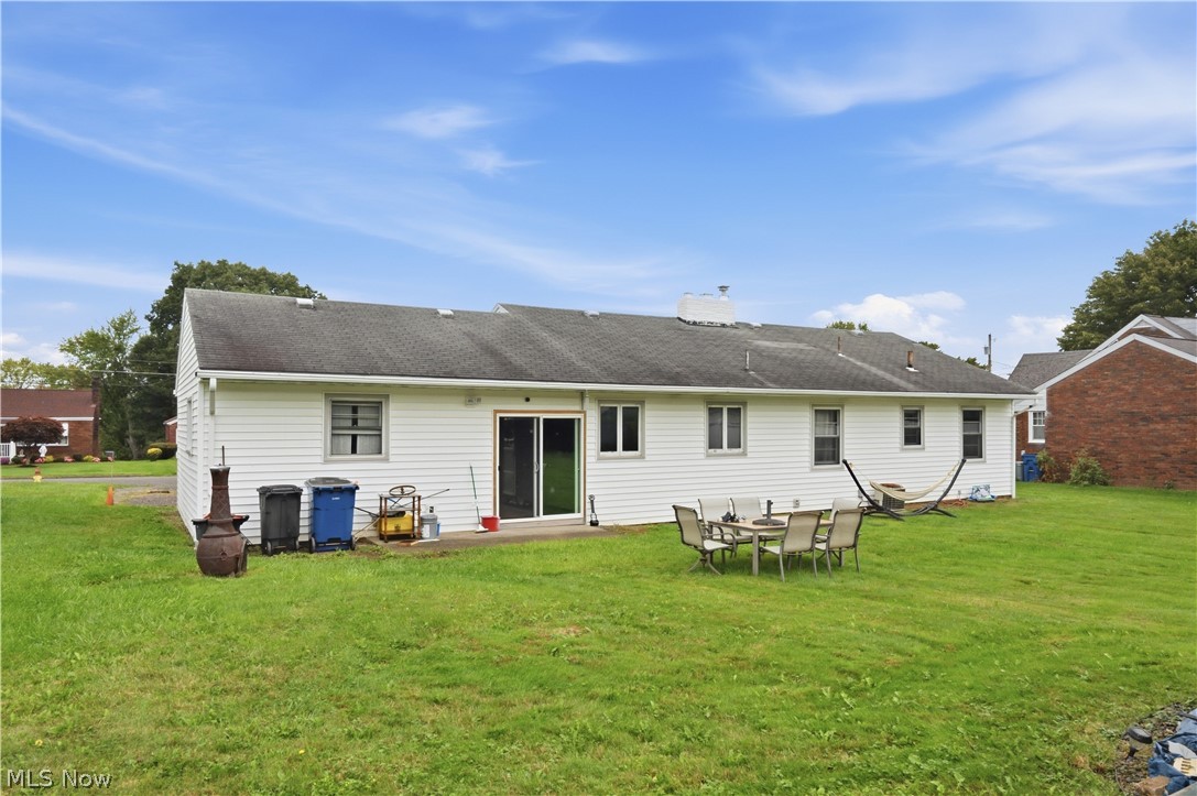 695 Moore Avenue Campbell OH 44405