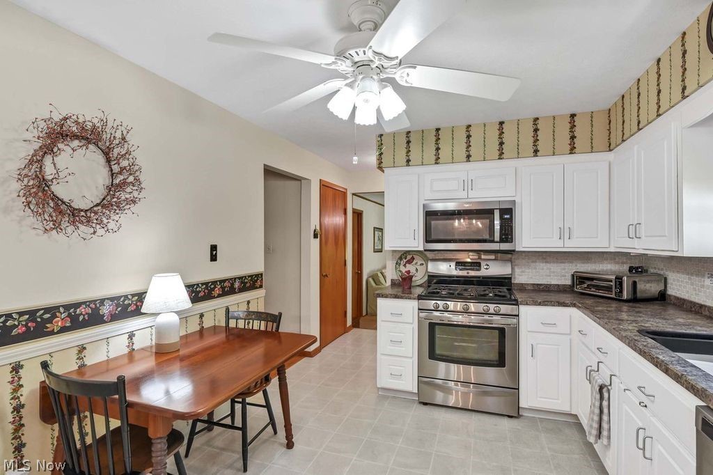 7120 Lakeview Drive Parma OH 44129