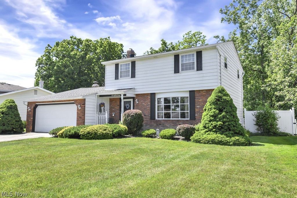 7120 Lakeview Drive Parma OH 44129