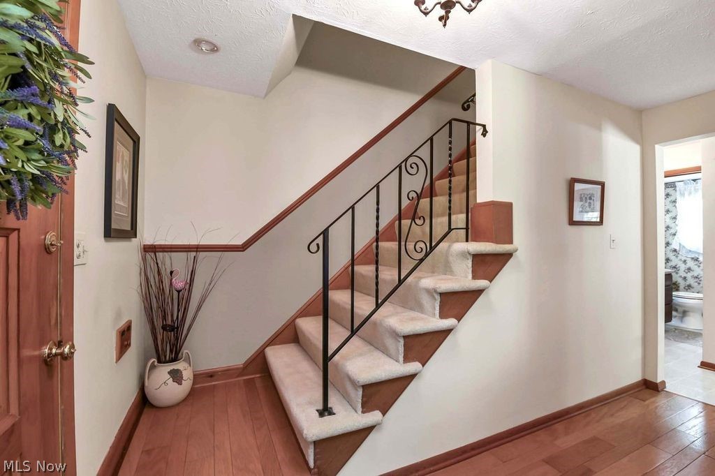 7120 Lakeview Drive Parma OH 44129