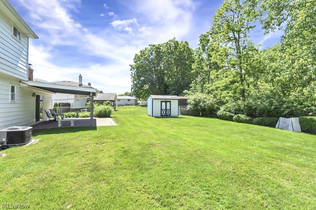 7120 Lakeview Drive Parma OH 44129
