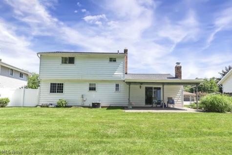 7120 Lakeview Drive Parma OH 44129