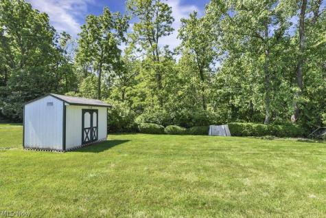 7120 Lakeview Drive Parma OH 44129