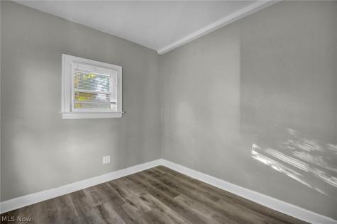 18319 Marcella Road Cleveland OH 44119