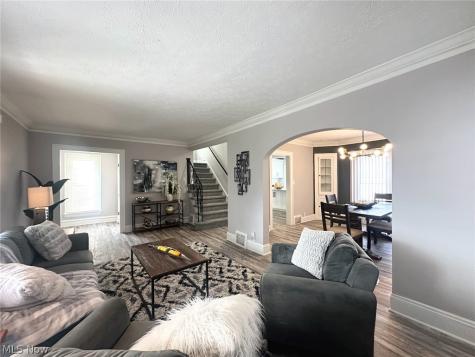 3409 Cedarbrook Road Cleveland Heights OH 44118