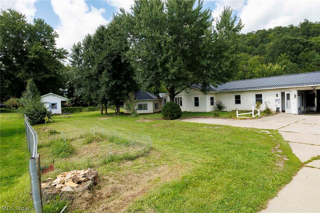 1843 SE Brightwood Road New Philadelphia OH 44663