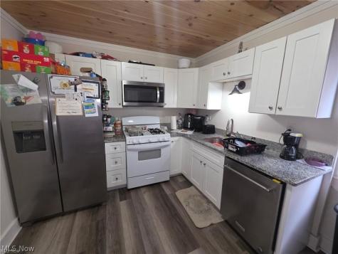 3395 W 91st Street Cleveland OH 44102