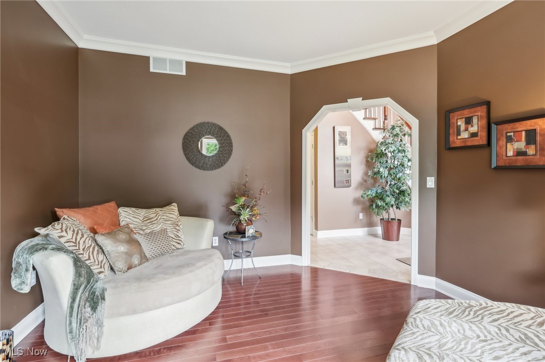 2022 Bent Creek Trail Cuyahoga Falls OH 44223