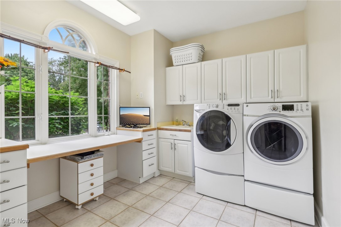 2022 Bent Creek Trail Cuyahoga Falls OH 44223