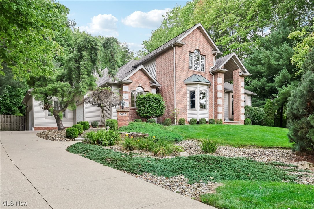 2022 Bent Creek Trail Cuyahoga Falls OH 44223