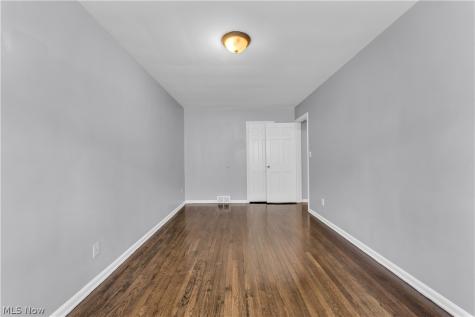1791 Forest Drive Euclid OH 44117