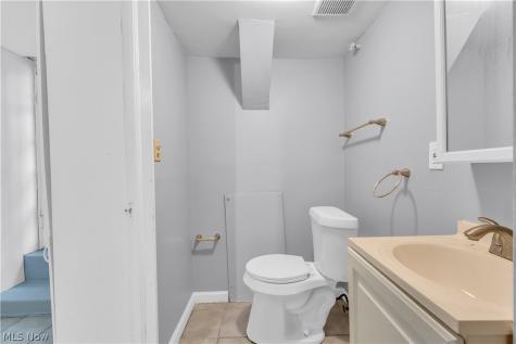 1791 Forest Drive Euclid OH 44117