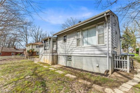 1791 Forest Drive Euclid OH 44117