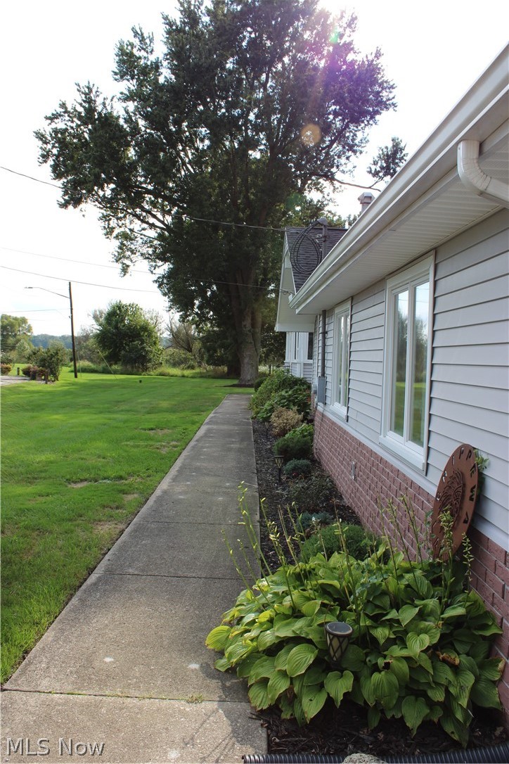 542 Lee Lore Drive Chippewa Lake OH 44215