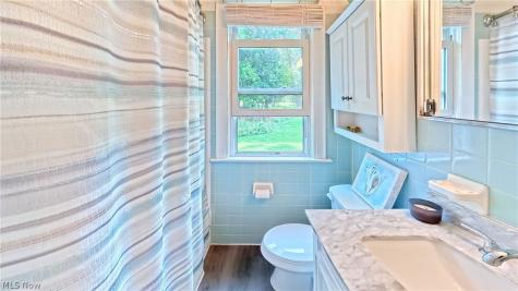 542 Lee Lore Drive Chippewa Lake OH 44215