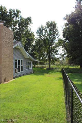 542 Lee Lore Drive Chippewa Lake OH 44215