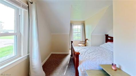 542 Lee Lore Drive Chippewa Lake OH 44215
