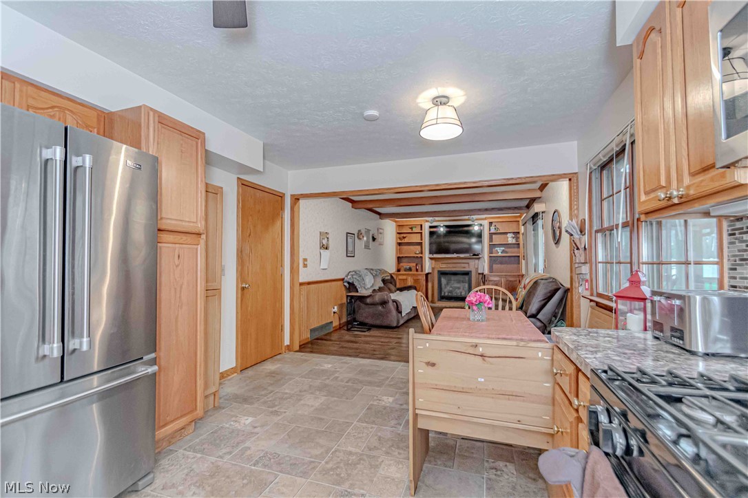 2989 Fair Oaks Drive Norton OH 44203