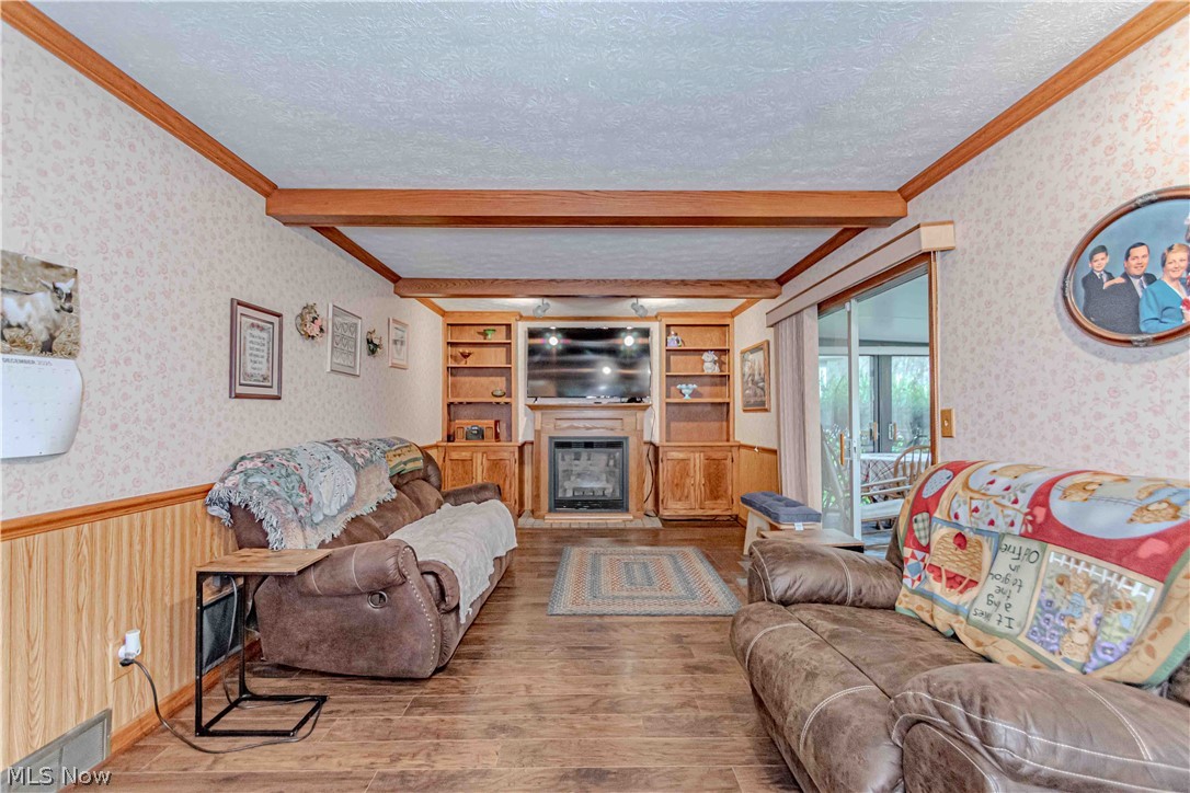 2989 Fair Oaks Drive Norton OH 44203