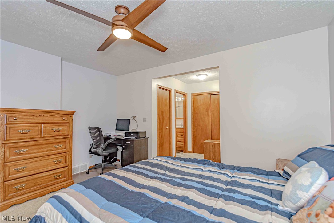 2989 Fair Oaks Drive Norton OH 44203