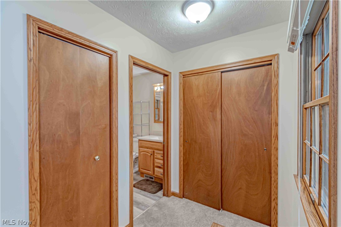 2989 Fair Oaks Drive Norton OH 44203