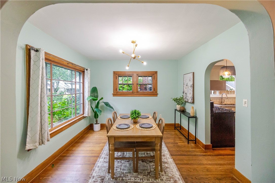 2529 Whitelaw Street Cuyahoga Falls OH 44221