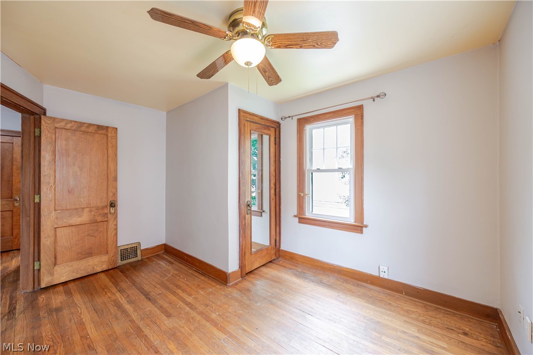 2529 Whitelaw Street Cuyahoga Falls OH 44221