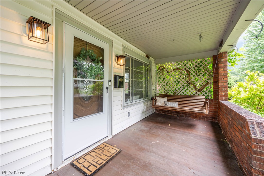 2529 Whitelaw Street Cuyahoga Falls OH 44221