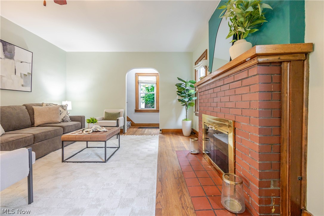 2529 Whitelaw Street Cuyahoga Falls OH 44221