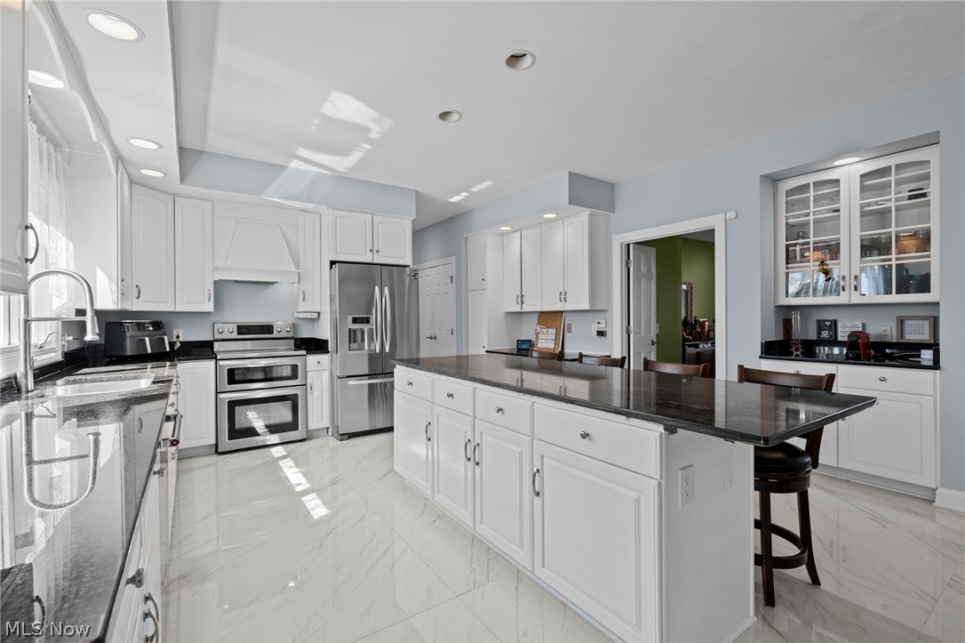 6162 Chagrin Highlands Drive Solon OH 44139