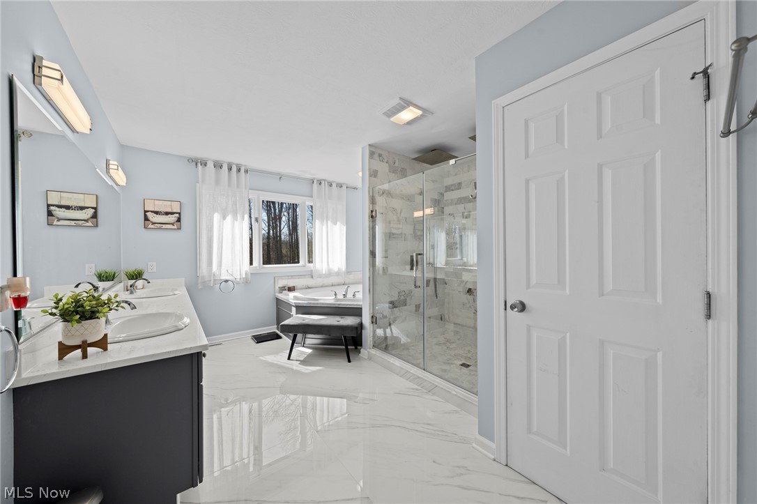 6162 Chagrin Highlands Drive Solon OH 44139