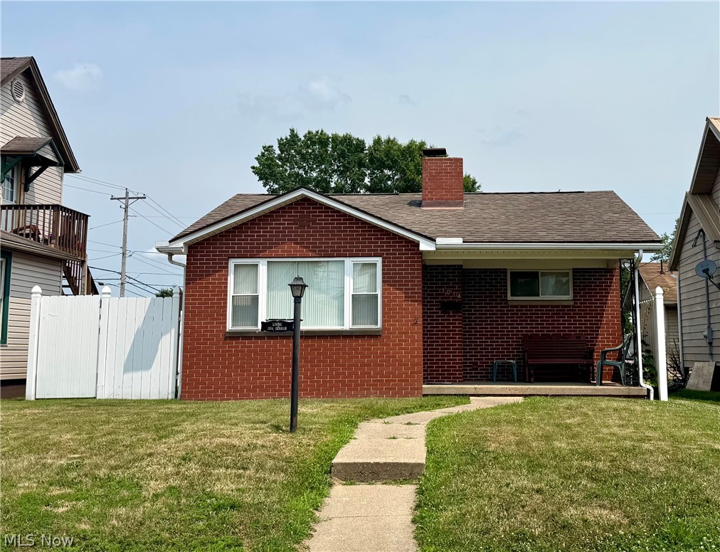 1014 Denman Avenue Coshocton OH 43812