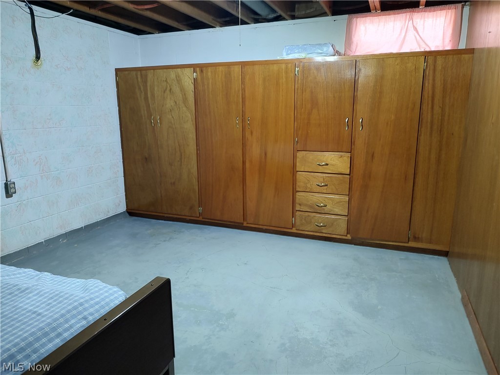 1014 Denman Avenue Coshocton OH 43812