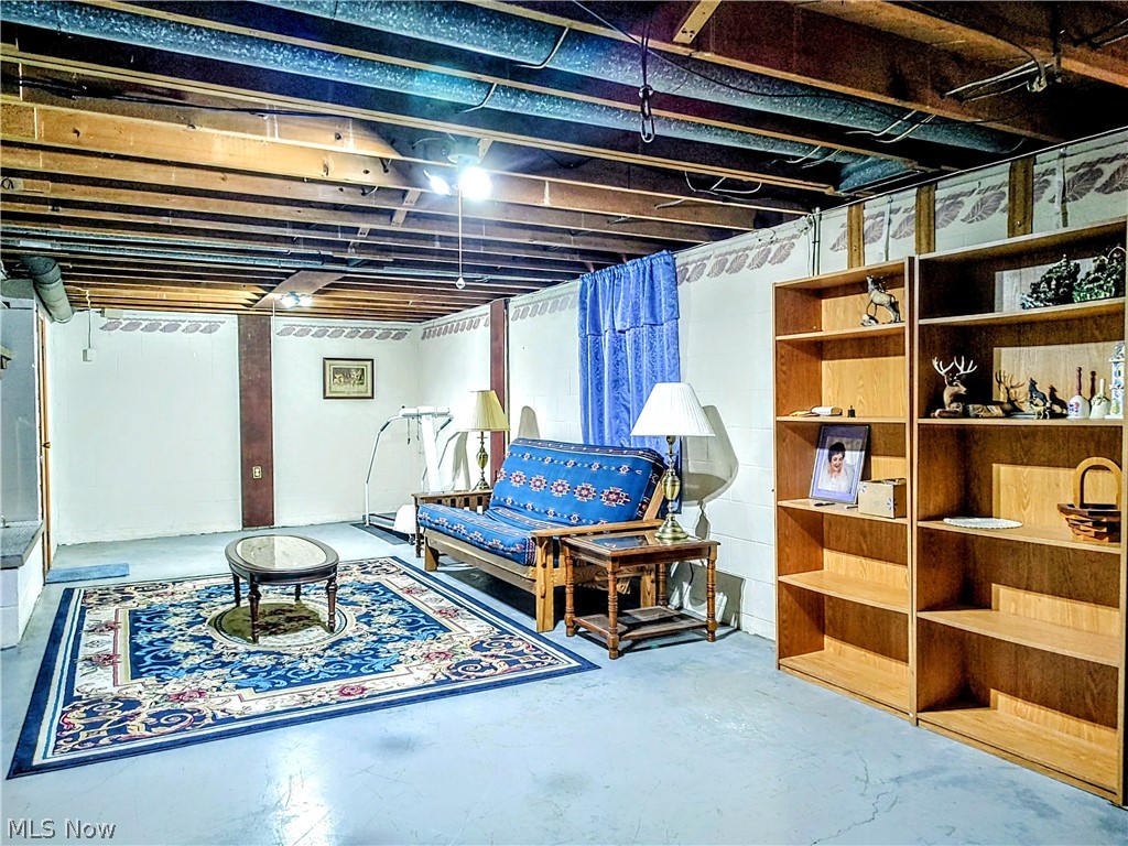 1014 Denman Avenue Coshocton OH 43812
