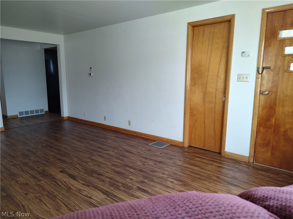 1014 Denman Avenue Coshocton OH 43812