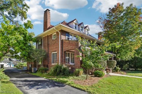 3401 Fairmount Boulevard Cleveland Heights OH 44118