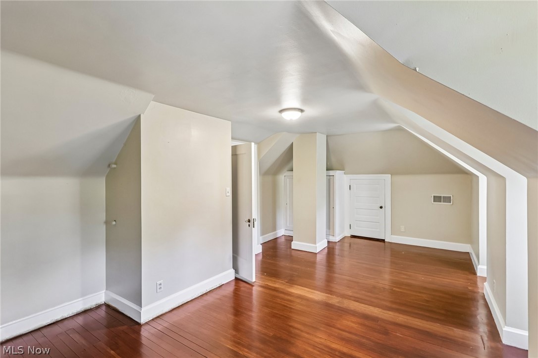3401 Fairmount Boulevard Cleveland Heights OH 44118
