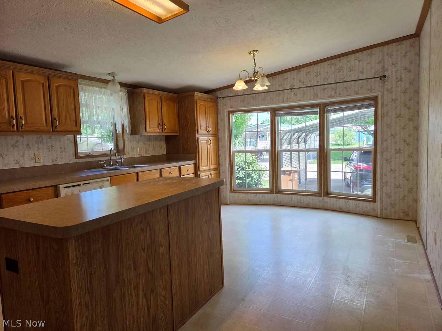 5852 Cleveland Road Wooster OH 44691