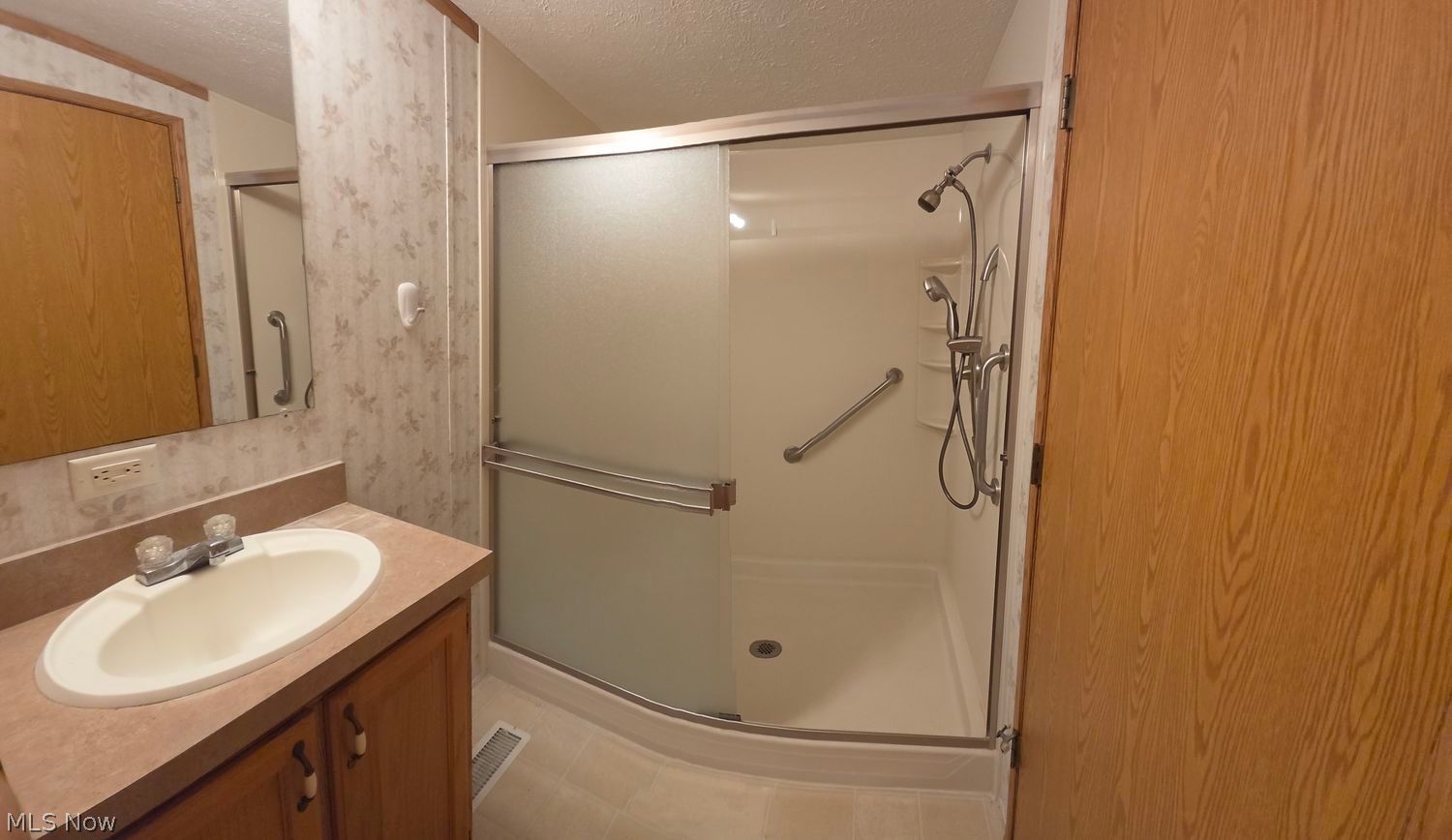 5852 Cleveland Road Wooster OH 44691