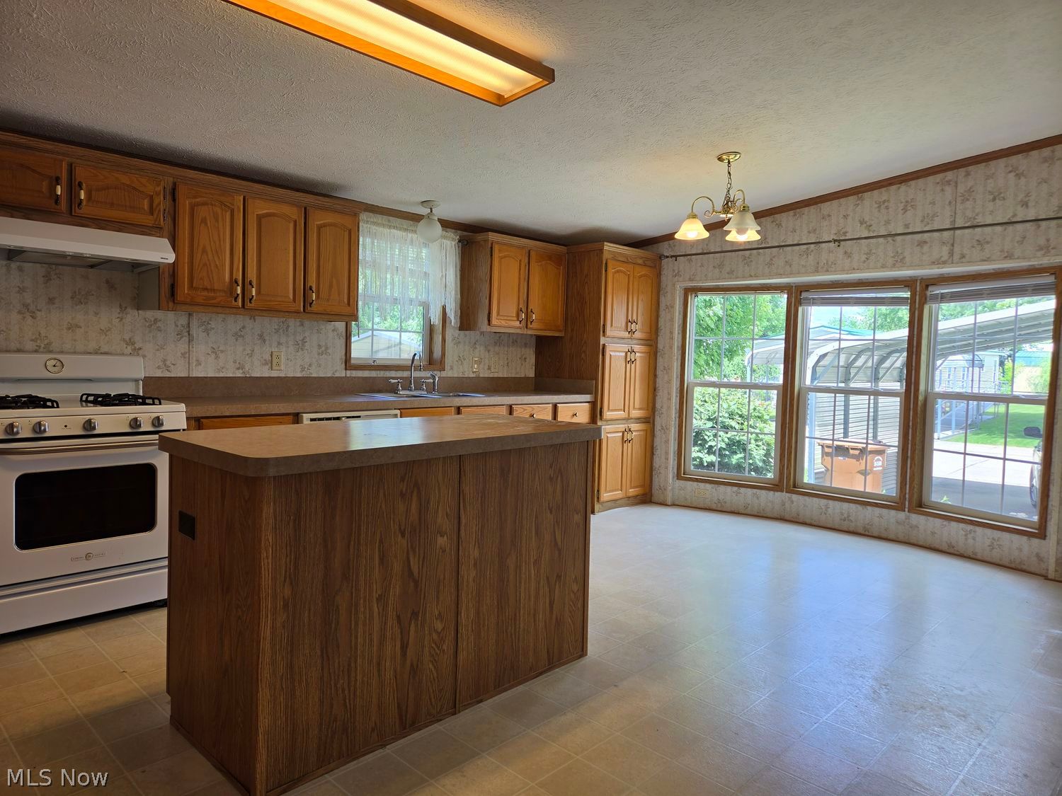 5852 Cleveland Road Wooster OH 44691