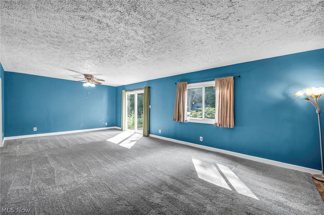 2139 Suncrest Circle Cuyahoga Falls OH 44221