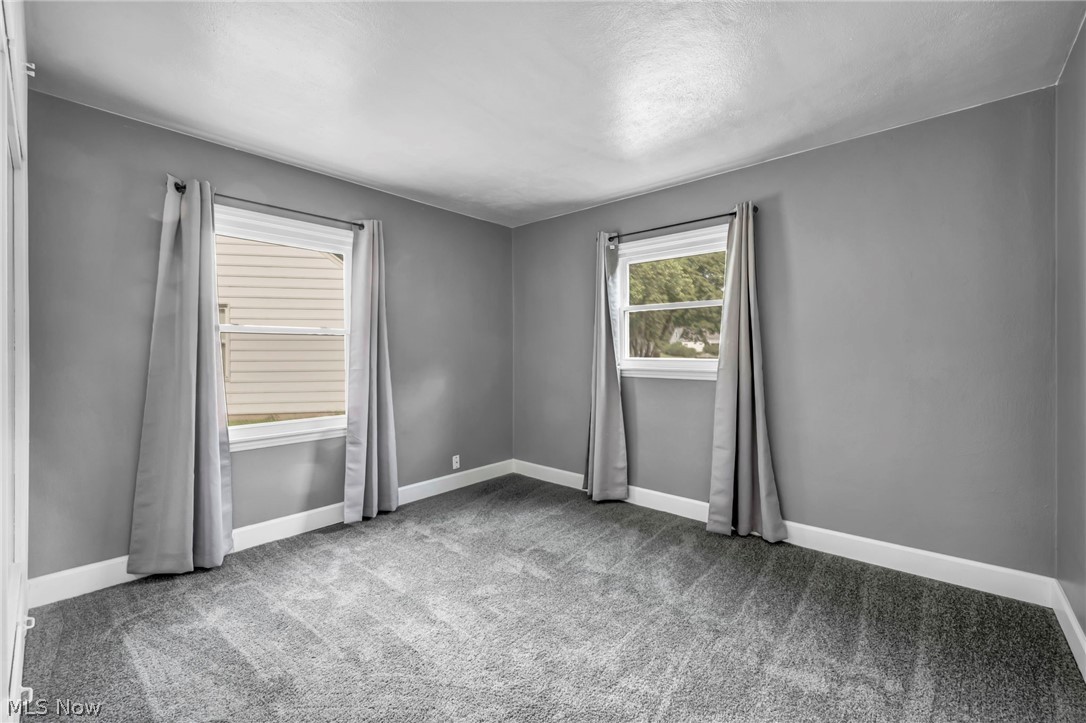 2139 Suncrest Circle Cuyahoga Falls OH 44221