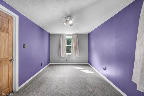 2139 Suncrest Circle Cuyahoga Falls OH 44221